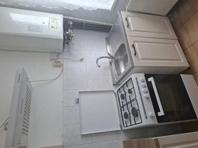 Inchiriez apartament 2 cam - 18