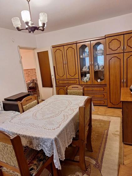Inchiriez apartament 2 camere Sagului - 4