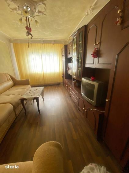 De vanzare apartament cu 2 camere ?i balcon, etajul 2,zona Piata Mare - 5