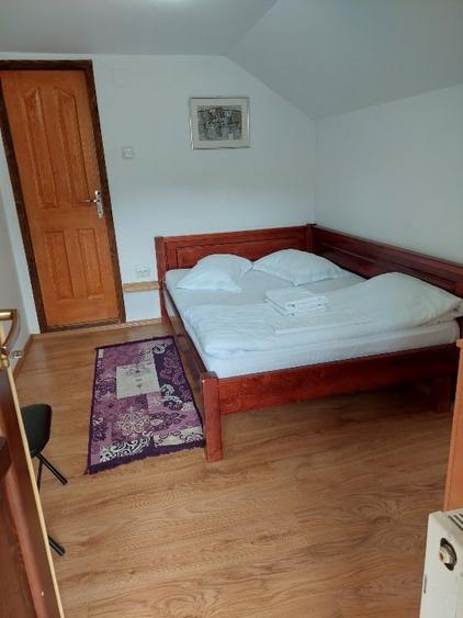 CASA LOCUIT+PENSIUNE  3  CAMERE - 9