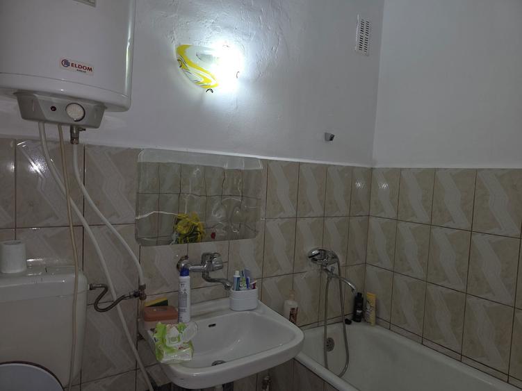 Vand garsoniera etaj 3 - 5