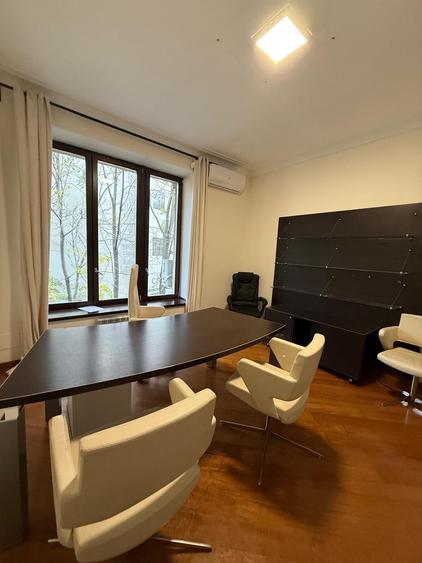 Spatiu de Birouri Calea Victoriei - 5 Camere - 19