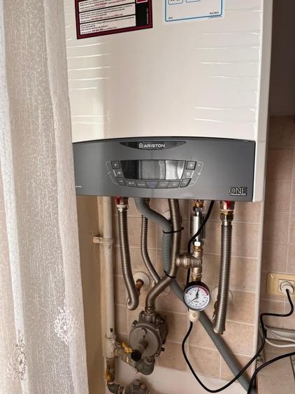 Proprietar vand apartament 2 camere + 1 loc de parcare - 13