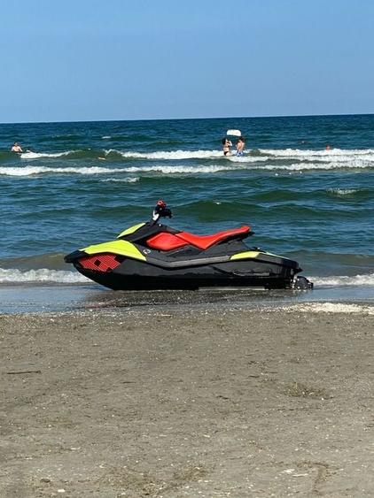 Vilă spectaculoasă pe malul lacului Snagov / 3000 mp teren / Barcă inclusă - 12