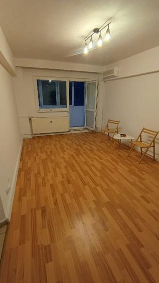 Militari Veteranilor etaj 1/4 construcție '83 posibilitate centrală proprie - 1