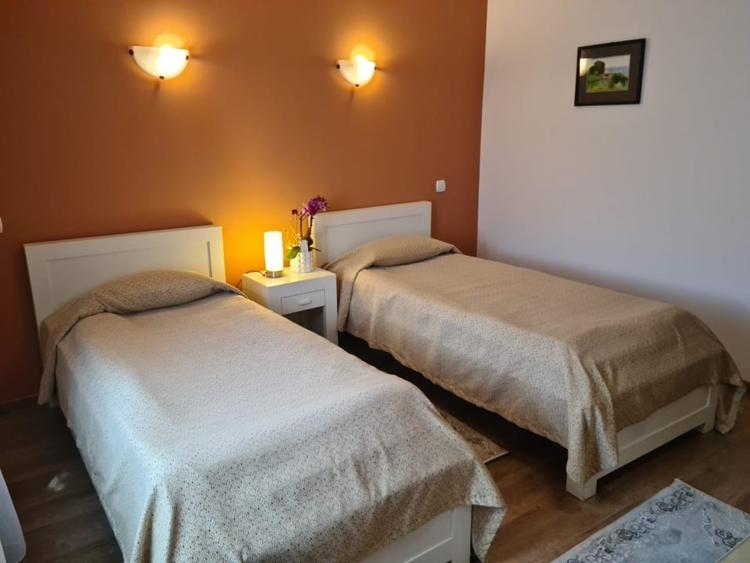 Vanzare investitie - cladire multifunctionala 65 spatii  4 etaje  Gura Humorului - 21