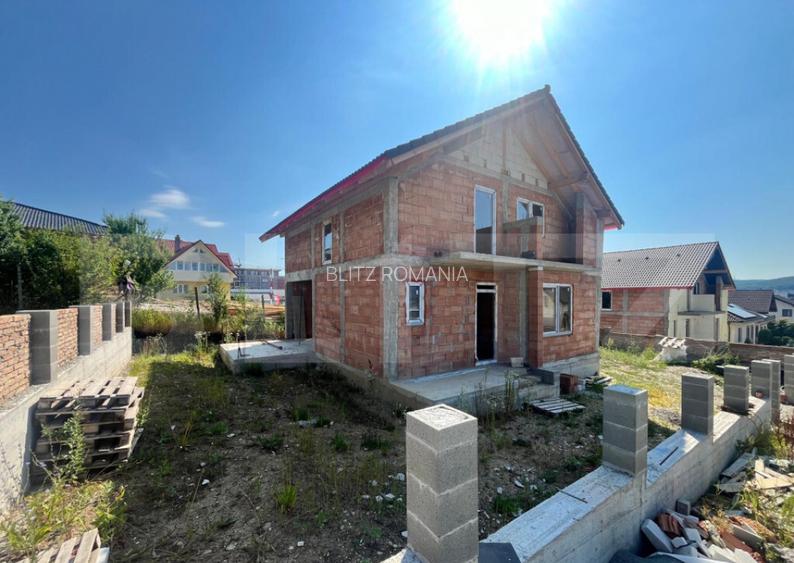 Casa individuala, finisata, 4 ari teren, zona Terra Casa individuala, finisata, 4 ari teren, zona Terra