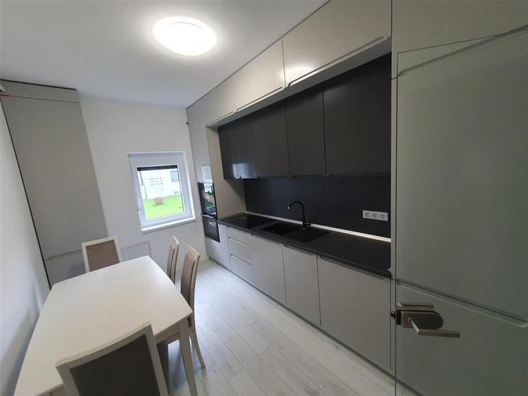 Apartament cu 3 camere decomandat, mobilat în Arhitecților - Calea Cisnădiei