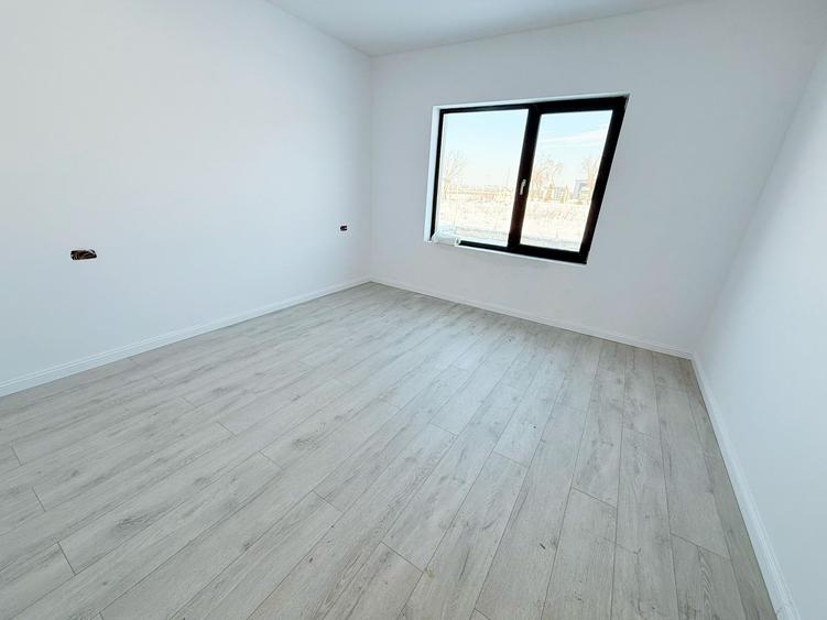 Casa Individuala / 3 Camere / 2 Bai / Teren 375 mp - 10