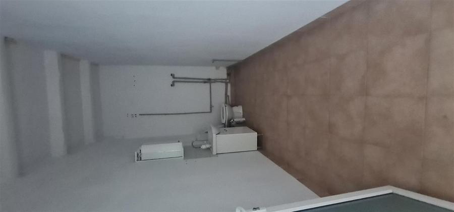 Spatiu 700mp et.1 in zona Aeroport, Arad - 9