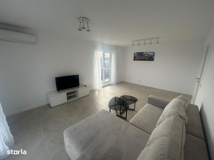 Apartament 2 camere 59 mp Etaj 1/4 cu lift Metrou 1 Decembri Sec 3 - 20