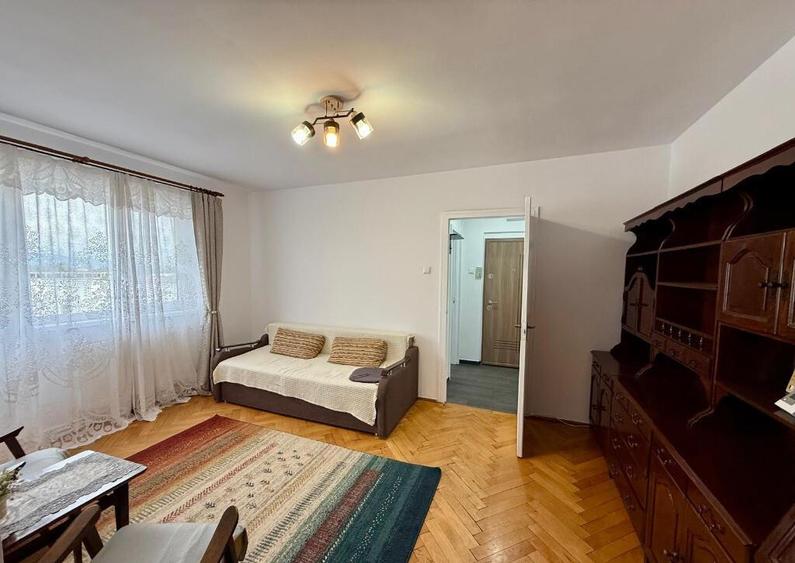 Apartament 3 camere complet renovat Zona Dacia etaj 3 - 8