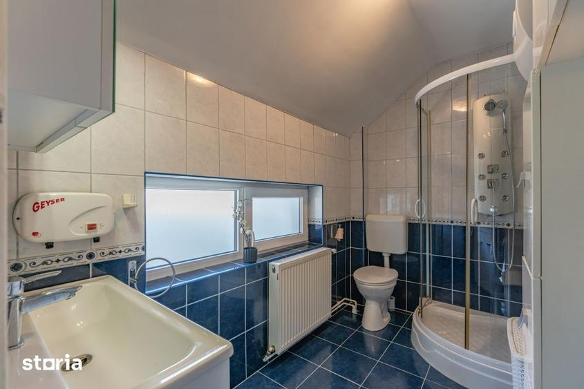 Casă cu 3 camere cu Canalizare în Feldioara