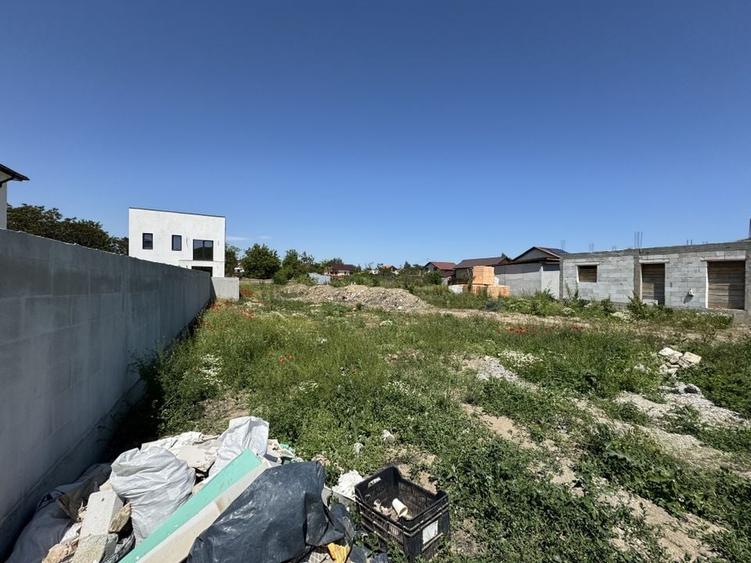 Valul lui Traian - teren intravilan 309 mp 13 m deschidere - 3