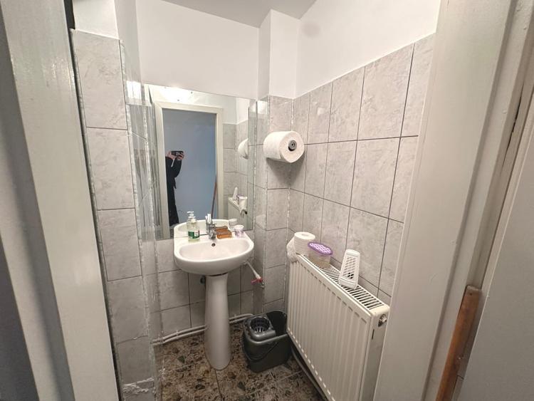 Spațiu comercial de închiriat – Zona Cetate, 35 mp utili. - 3