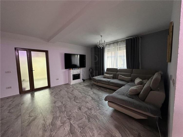 PLOPI - CASA INDIVIDUALA - PANOURI FOTOVOLTAICE - POMPA DE CALDURA - TEREN 430MP - 2