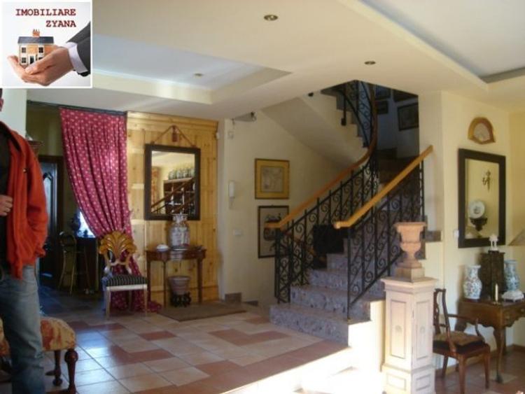 ȘTEFAN CEL MARE – PARCUL CIRCULUI | Vilă Duplex LUX D+P+2 | 380 mp | 9 camere + Garaj - 2