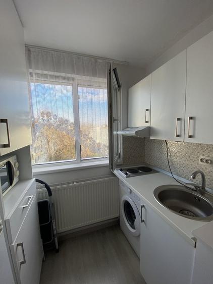 Garsoniera 1 Decembrie 1918 Metrou 600 m - 9