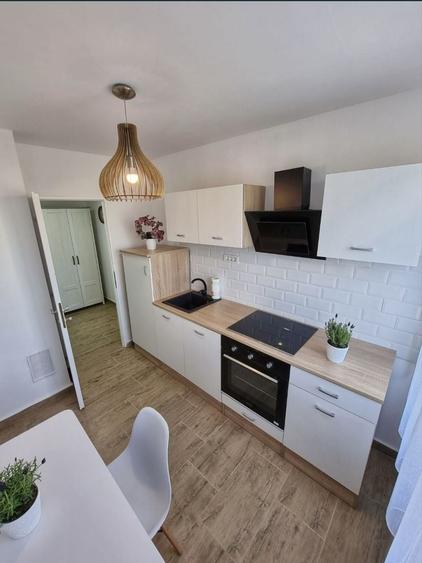 Apartament cu 2 camere decomandat în Tipografilor