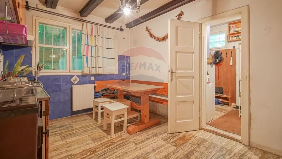 Vanzare două vile, cu potential investitional în Brașov, cartier Șchei - 10