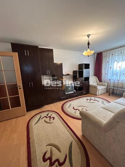 De Inchiriat Apartament 3 camere mobilat, utilat+LOC de Parcare - Drumul Taberei