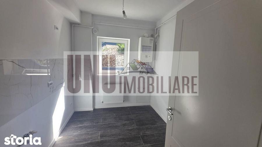 Ap1 camera decomandat Bucium,52.000 euro - 4