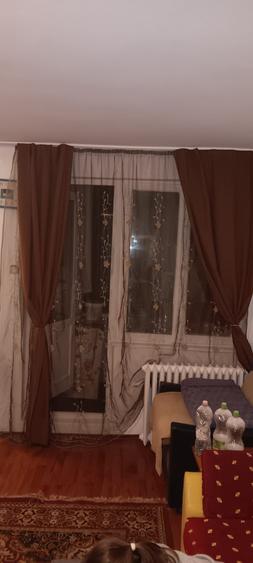 VANZARE GARSONIERA - 2