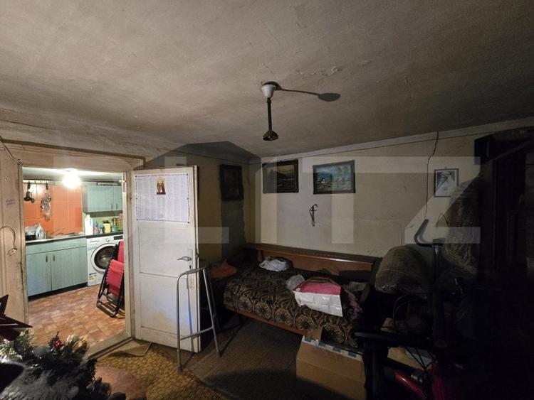 Casa de vanzare, cu 5 camere, 120 mp utili, teren 240 mp, zona UMF - 7