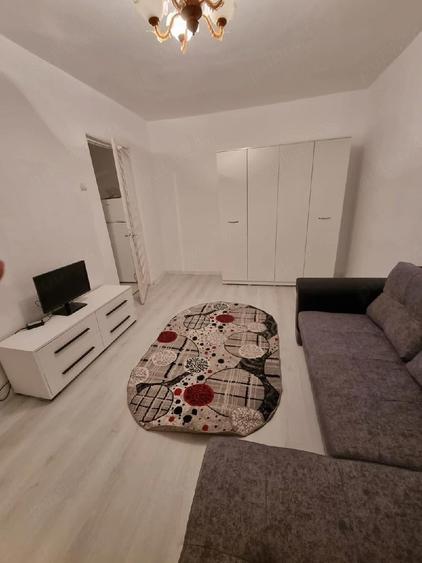 Inchiriez garsoniera, confort 1 - 1