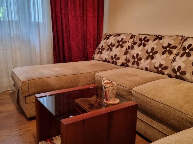 Vanzare apartament semicentral, 4 camere - 2