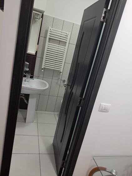 Palazu Mare-casa 4 camere , mobilata si utilata - 4