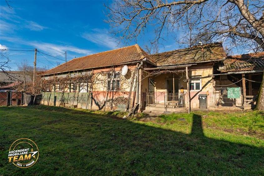 FILM! Constructie cu facilitati, teren productiv de 6.221 mp, Lemnia, Covasna - 3