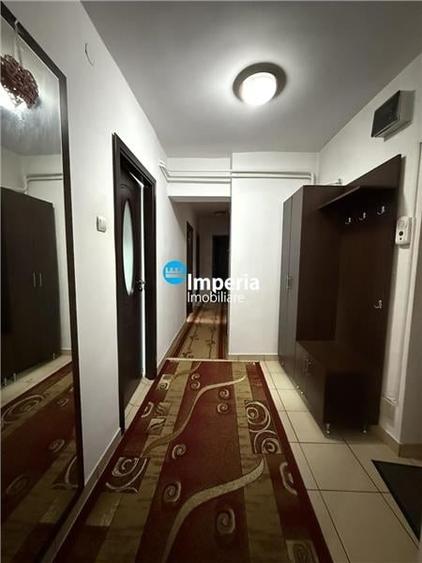 Inchiriez apartament 3 camere, decomandat, Zona Nicolina - Podu Ros - 10