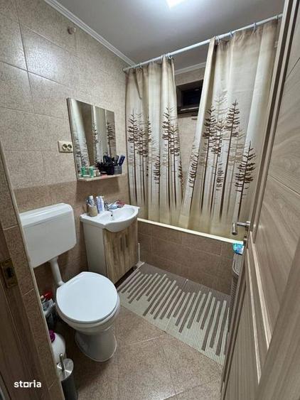 Vind apartament 2 camere,semidecomandat,et.1 din 4,renovat complet - 6