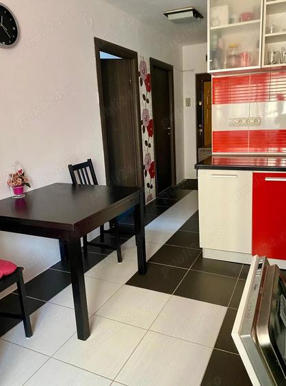 Apartament 3 camere, zona Grivitei - 1