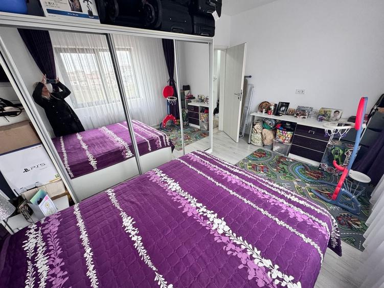 AP. 2 CAMERE - MOBILAT, BUCATARIE INCHISA, PARCARE INCLUSA,COMISION O% - 6