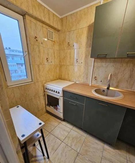 piata sudului confort 2 la metrou etaj 8 - 2