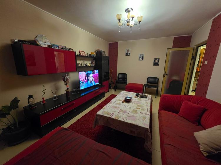 Apartament 3 camere decomandat Piata Brotacei - 137000 euro - 16