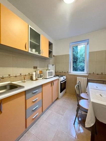 Tomis II, apartament cochet cu 2 camere, mobilat si utilat, etaj 1 - 8
