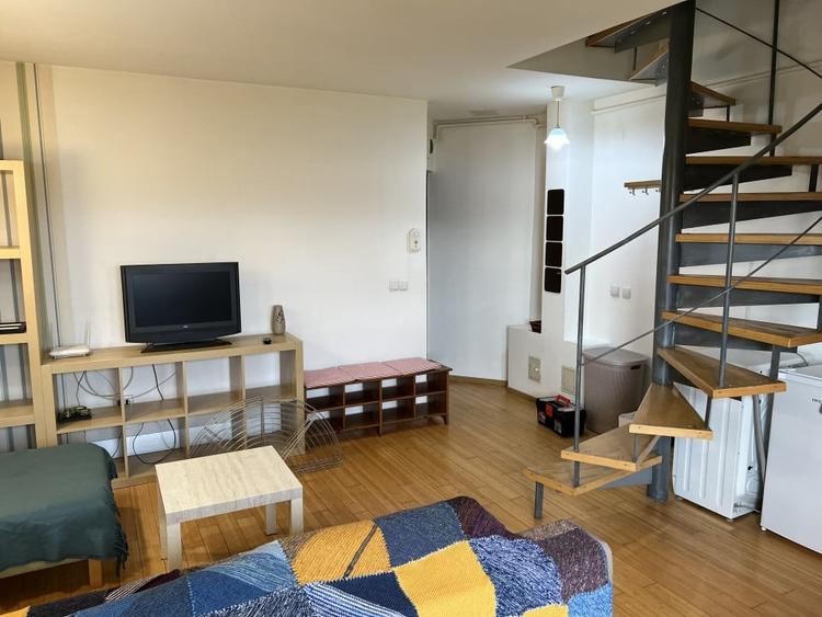 mansarda moderna 2 camere vasile aron - 2