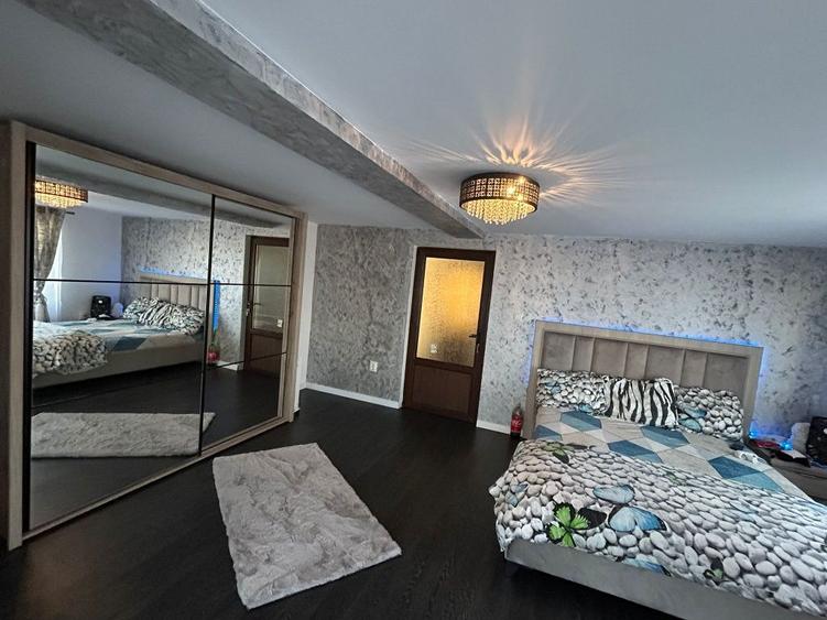 Se vinde casa in zona Strejnicu - 6