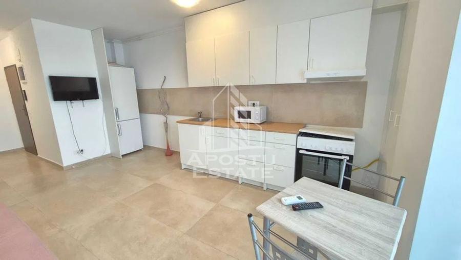 Apartament cu 2 camere, zona Soarelui, Loc de Parcare - 2