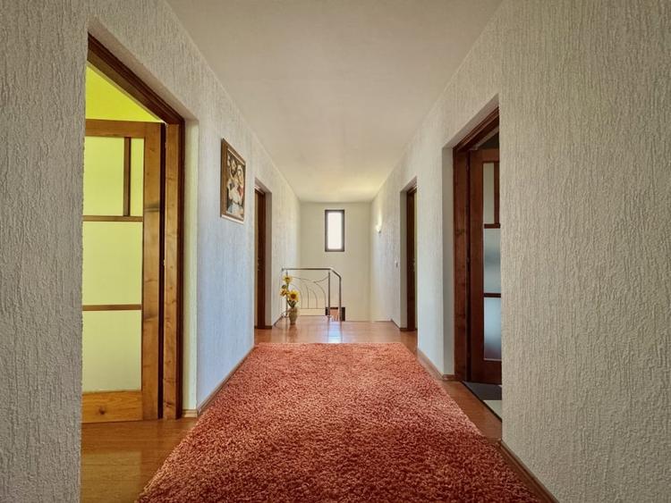 Casǎ Individualǎ/Pensiune/Turism - Ocna Sibiului - 1546 mp teren - 15