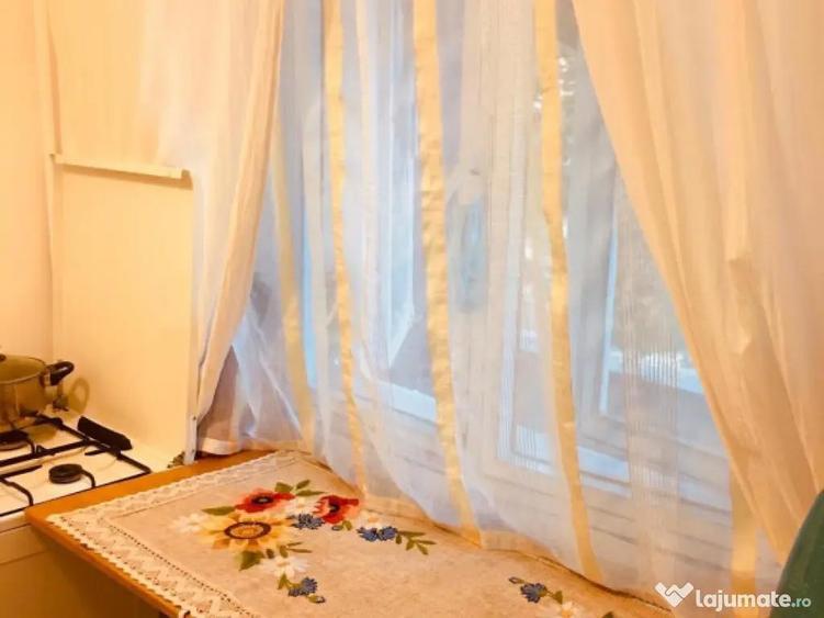 Tineretului etaj 1 decomandat - 2