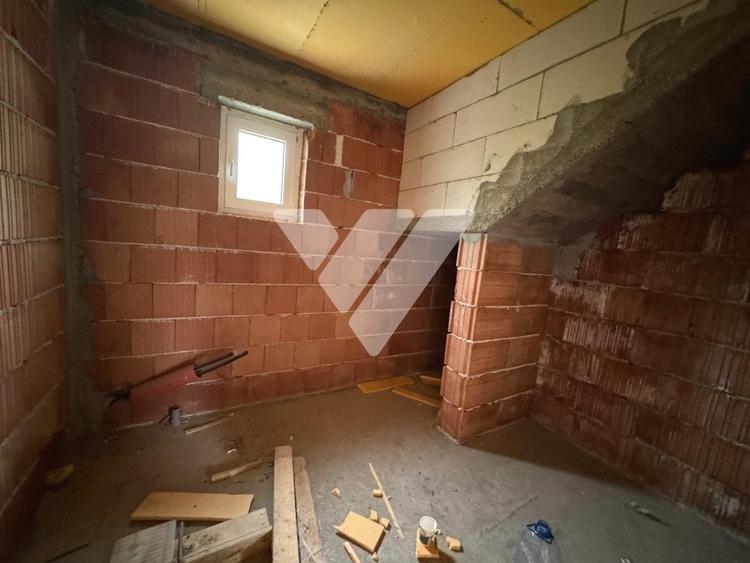 Casa noua la rosu 4 camere si teren 600 mp in Sura Mare Sibiu - 13