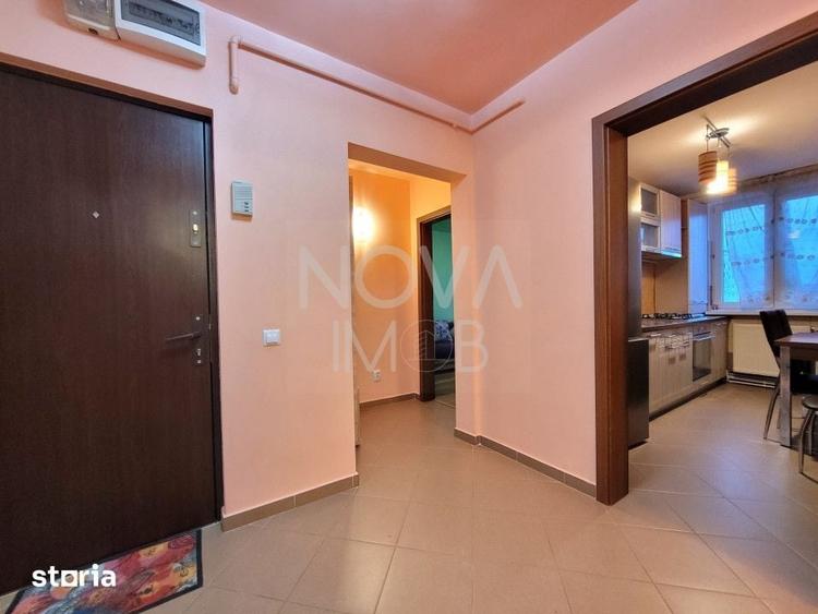 Apartament cu 3 camere decomandat în Central