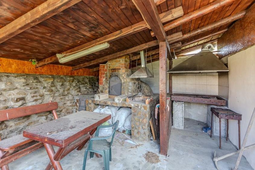 Hotel / Pensiune cu 10 camere de vanzare/Vama Buzaului - 50