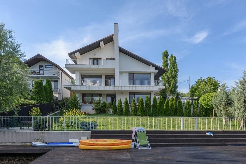 Vila eleganta pe malul lacului| Ponton si piscina| Snagov - 25