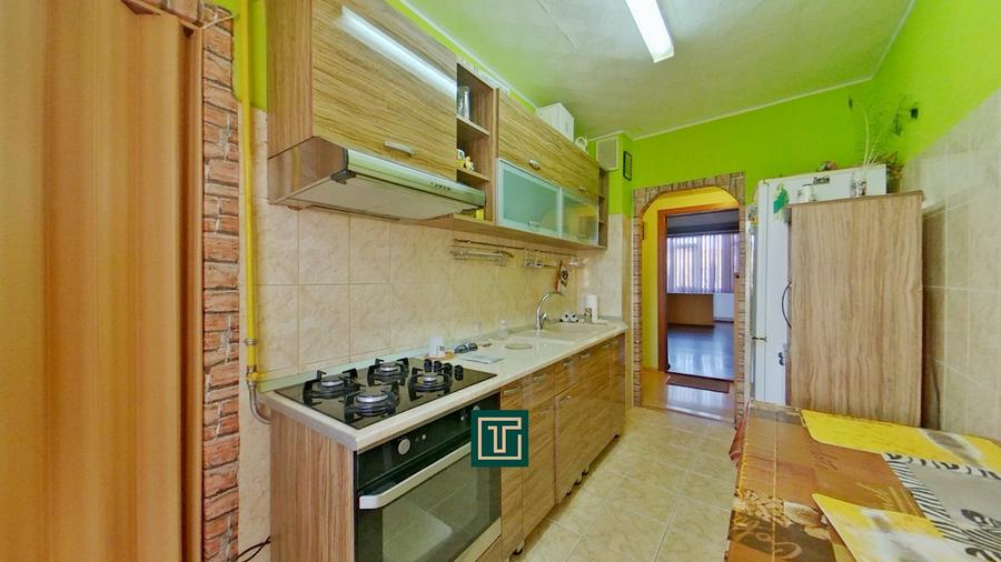 Apartament decomandat cu 3 camere, 2 băi și 2 balcoane în Micălaca - 3