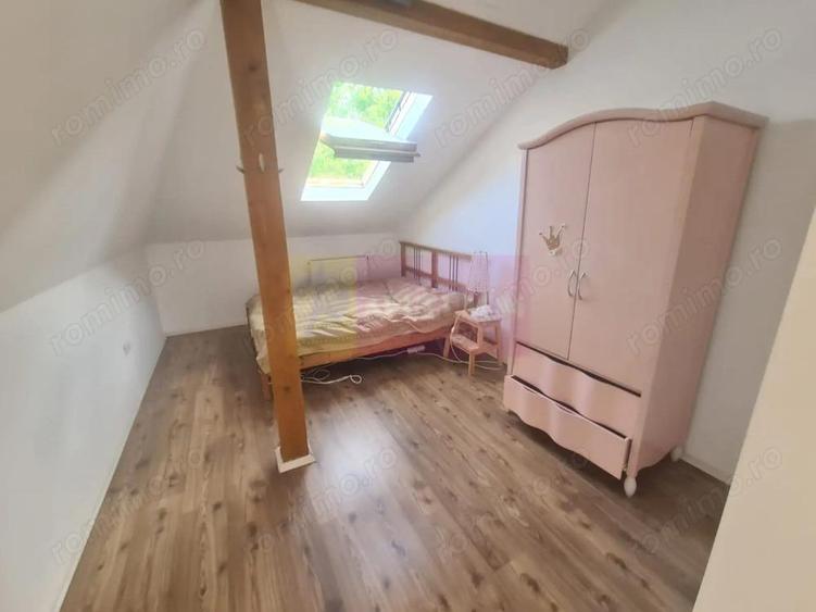 Vila de vanzare cu 6 camere in Cornu (teren 6.600 mp) - 8